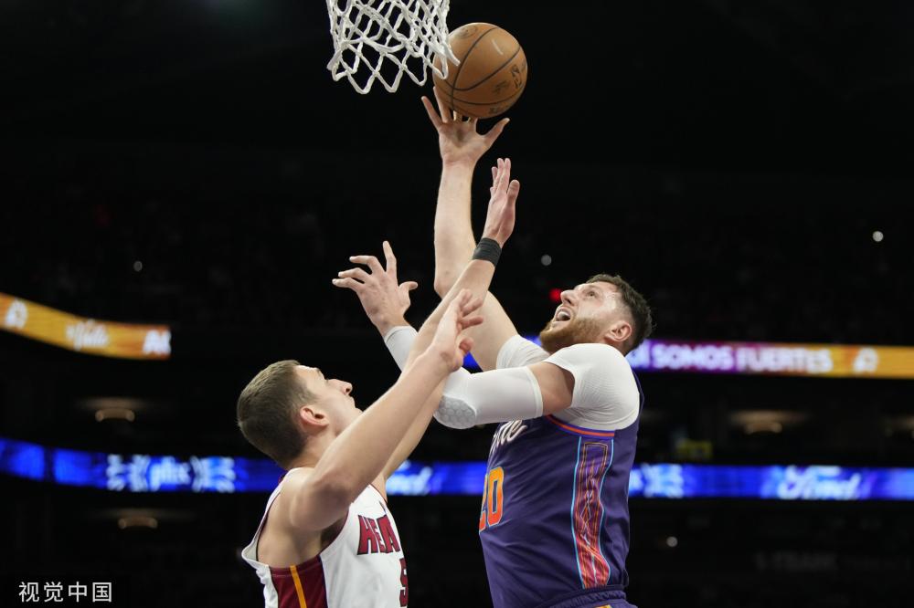 交媒体上的 交媒体上的